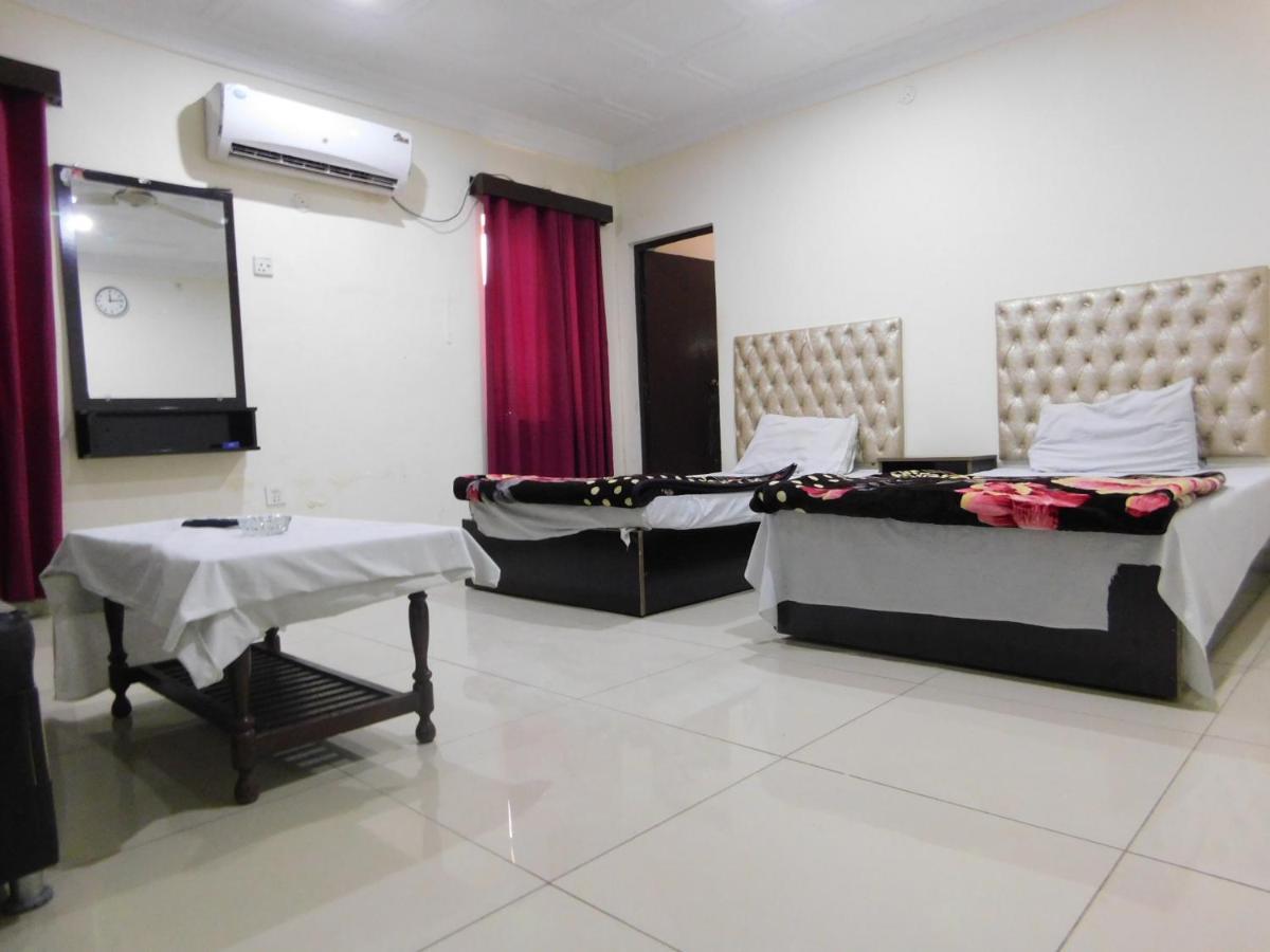 Hotel Humera Bahawalpur Exterior photo