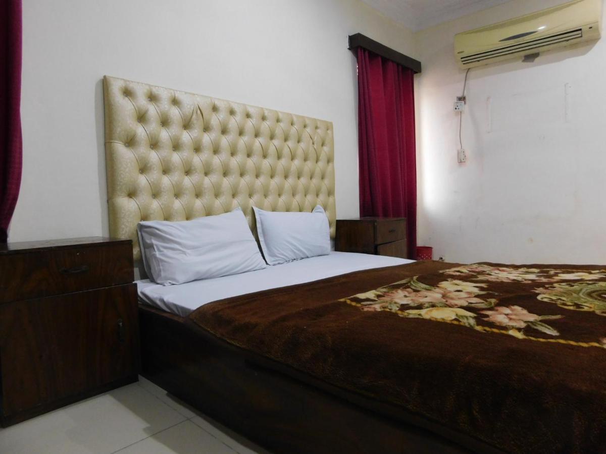 Hotel Humera Bahawalpur Exterior photo
